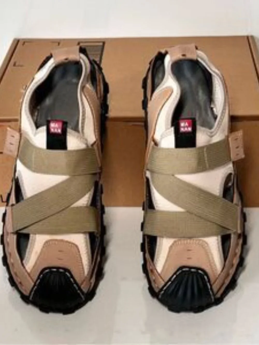 Dacomfy Mens Closed Toe Leather Sandals